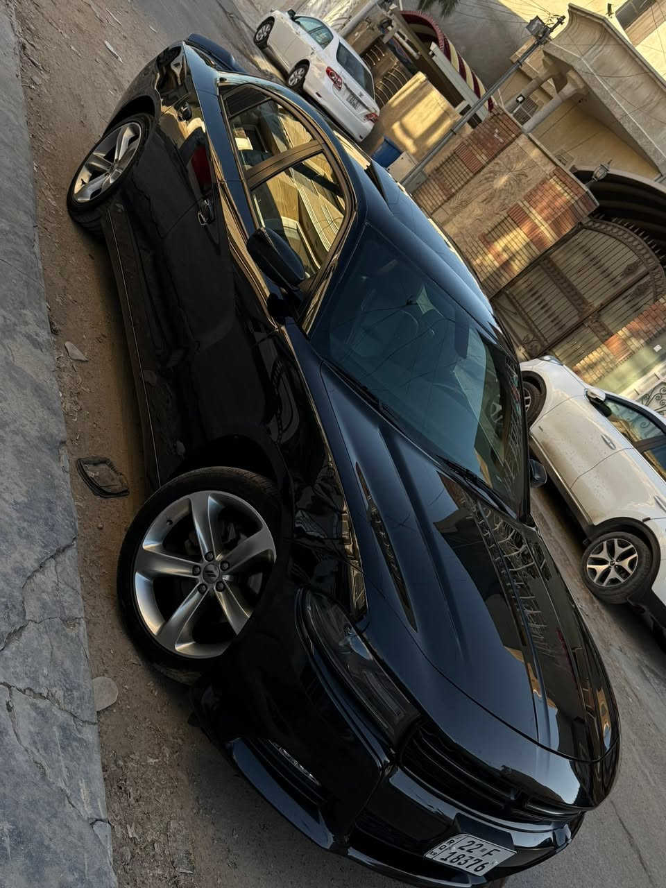 جارجر 2017 SXT PLUS
معروفة مواصفاتها فول 1/1 
السيارة كلين بدون حادث وارد كندي 
سونار مالتها موجود 
ماشية 75000
تو ويل
فتحة سقف
كشن امامية تدفئة وتبريد 
كشن خلفي تدفئة
ستيرن تدفئة 
ويل 20
حساسات خلفية
كشن جلد
كشنات ميموري
دبل حاكية
كشنات الامامية كهرباء
شاشة جبيرة
عليها زرع عدسات يخبلن
سيارة كامله بدون نقص 
سيارة بلادية كلشي ممبدل بيها
رقم اربيل الجديد
سنوية جديدة 
هزة مالتها لغايه شهر الثامن
سعرها 21000$ قفل
للبيع او مراوس بجالنجر موديل 22 لو 23
للاستفسار خاص لو ع الرقم ***********

