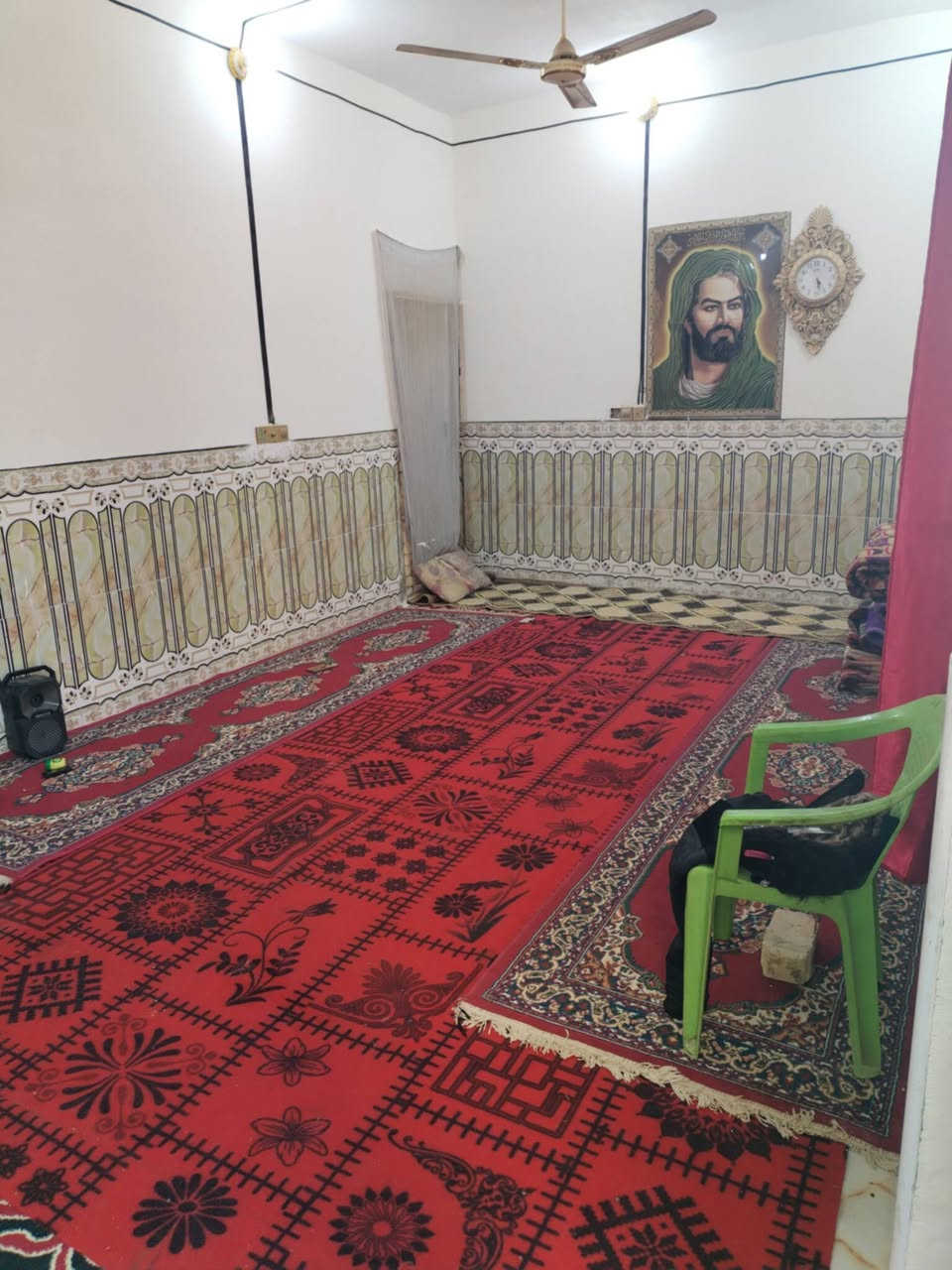 بيت البيع غرفتين صاله 250متر  *********** +قطعه. اتصال   مكلف ب نشر 200مترقرب غسل ال سرهيد
