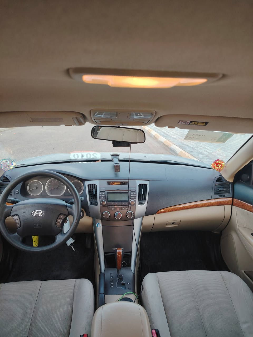 كص قماره قماره فقط 
سوناتا مقدس  2010 داخل ملكي
مرقم شمالي ع رقم الشاصي
مكينه 2400 المرغوب  بانزين اصل
السياره جاهزه مال جناي 
مكانها ميسان الشراي يتصل
السعر 50
***********
