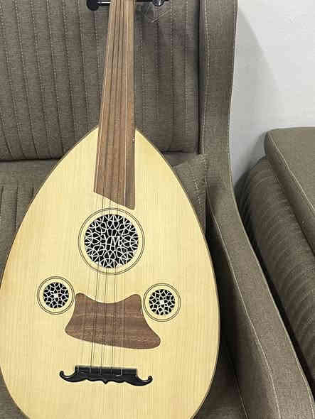 عود جديد  غير مستخدم 
السعر ١٥٠
عنوان \ الناصرية حي اور شارع السبيس 
***********
