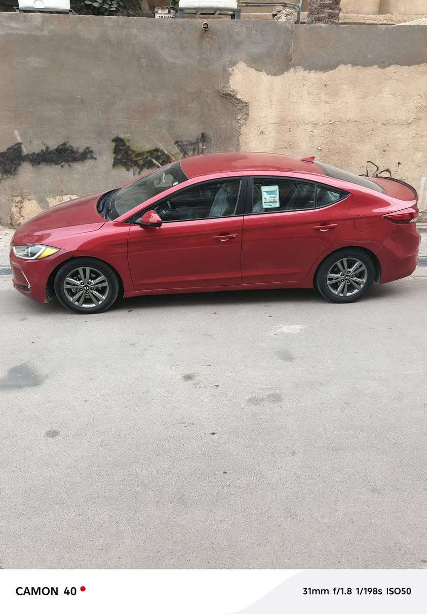 السلام عليكم النترا ٢٠١٨ بيهه بس بنيد مبدل بلادي سونار موجود سعر ١٢٣ وبيهه مجال السياره جديدة ماشيه ١٠٣ ميل مكاني طويريج *********** تخم تاير حداديه جديدة
