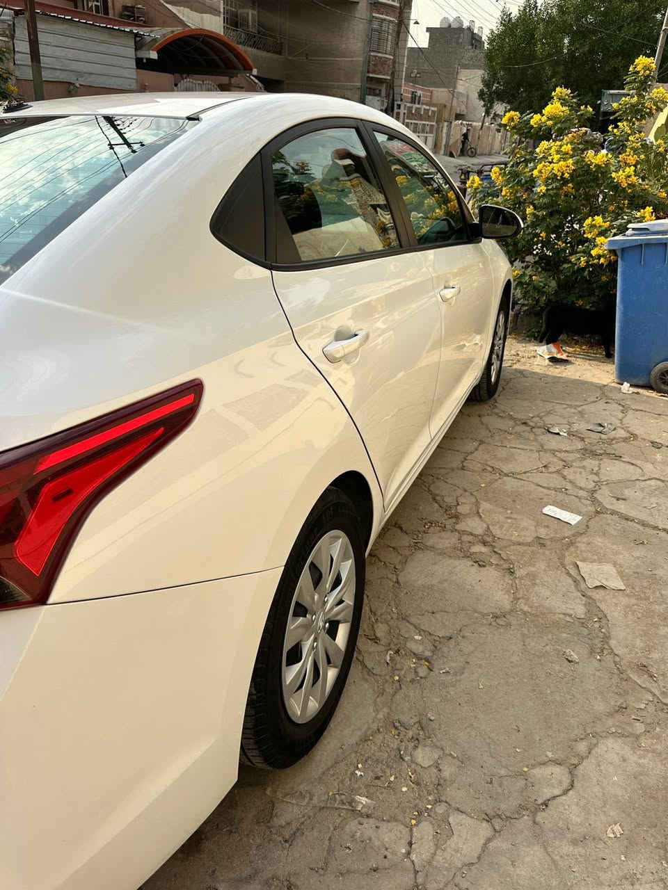 سلام عليكم
2022 نص دعاميه صبغ فقط 
ماشيه 30 الف جديده تخم تاير جديد 
ترقيم هم جديد 
البنيد شبر بارد فقط مكينه دوش
شاشه وكامره خلفيه وكروس سرعه تحكم جهتين
للاستفسار ***********
سعرها 130
