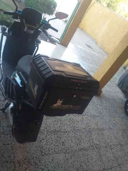 السلام عليكم دراجه شحن للبيع ٦ بطاريات على الفحص مستعمل ١٠ ايام فقط السعر 850 بي مجال حك الجيه الرقم الهاتف  
***********
