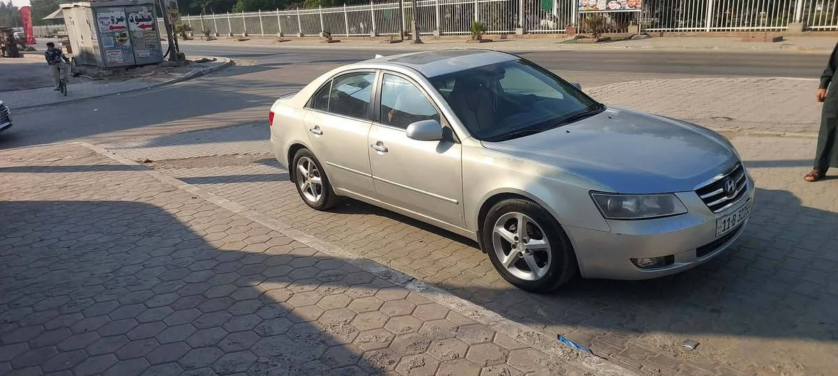 سوناتا للبيع موديل ٢٠٠٦ وارد كندي
السياره مصبوغه حزام وجارده بيه جاملغ خلفي جه السايق مكينه 2000 جاهزه من كلشي كهربائيات وتبريد وتخم تاير مكان السياره بغداد

اني مكلف بنشر

للإستفسار ***********
ب 85 ورقه بيه مجال
