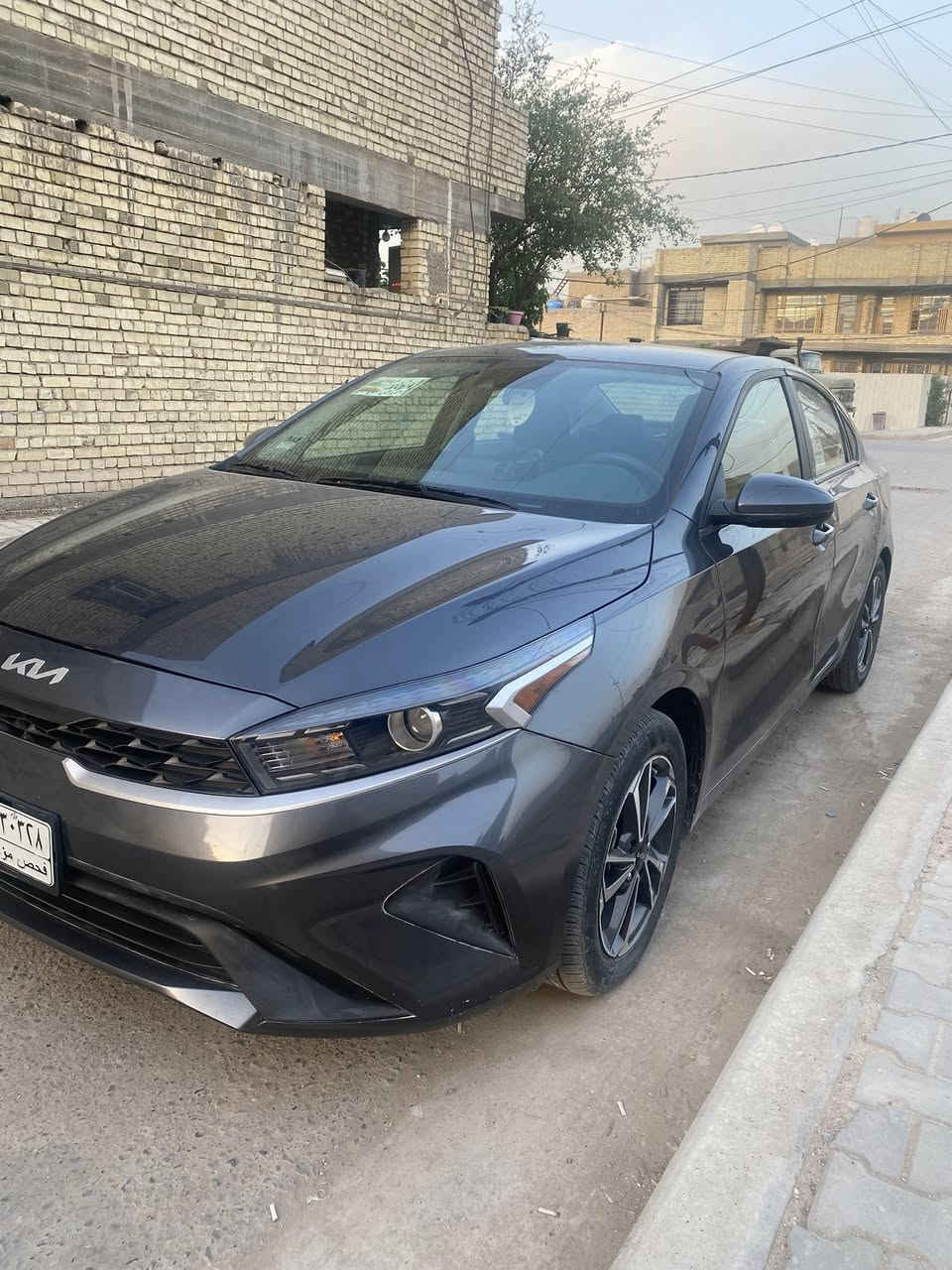 السلام عليكم فورتي 2023 
للبيع السعر 152 وبيها مجال نص فول رقم بغداد 
للاستفسار  ‭0773 428 2459‬
بغداد الامين الثانية
