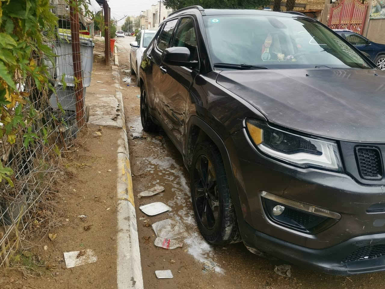 جيب كمبارس موديل 19 فول
السونار موجود بالنشر فقط هاي الي بالباب طخه بدون ضرر
 سياره نظيفه كلشي جاهزه بيها جديد من حداديه تبريد كلشي بيها نظيف  استخدام شخصي عند ابنيه
السعر 148 وبيها مجال
***********
