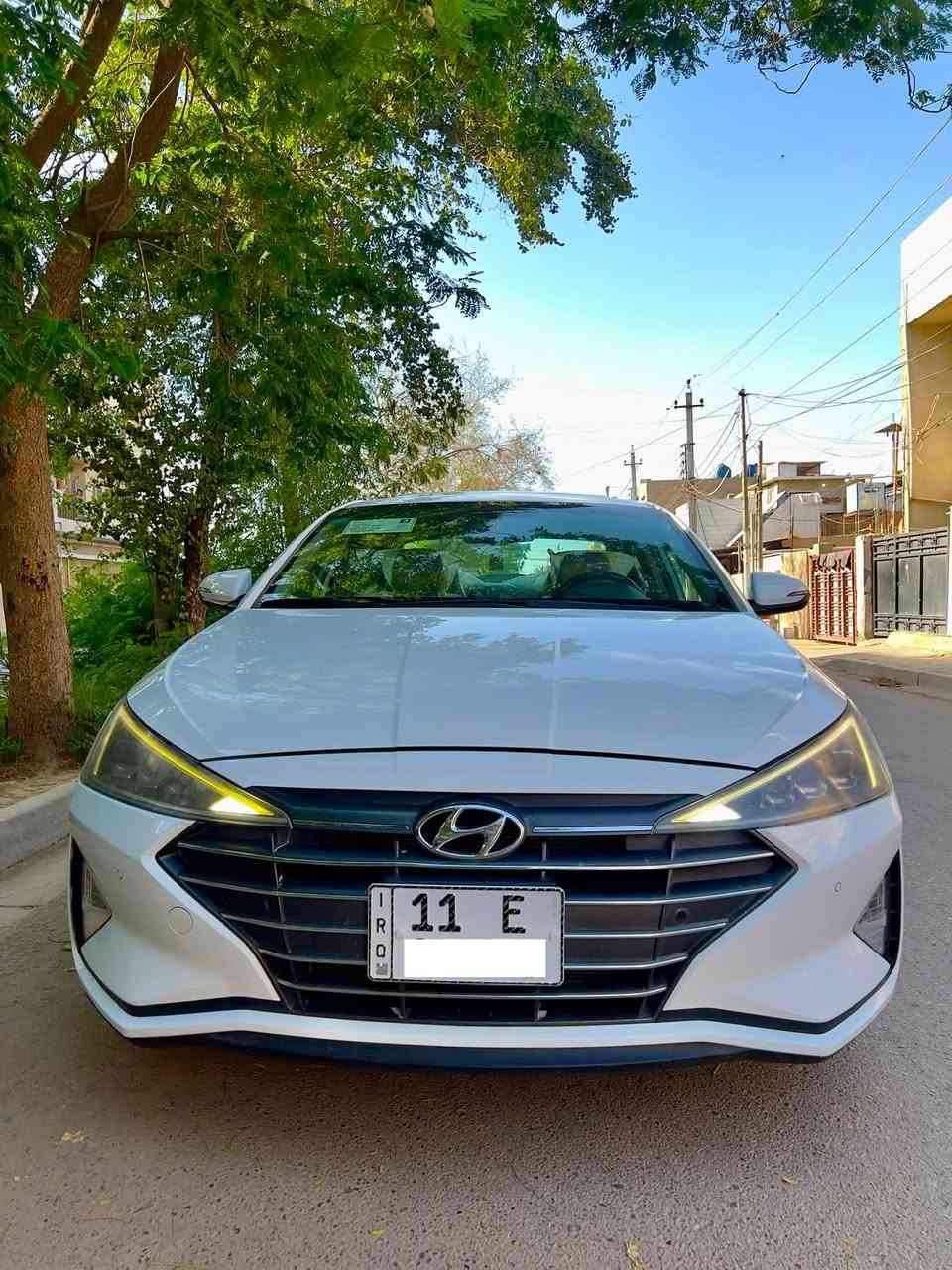 السلام عليكم
النترا 2020 خليجية فول 1/1 
رقم بغداد الانكليزي بأسمي 
فول مواصفات 
5 عدسات 
لد اماي خلفي
فتحة 
بصمة ابواب وبصمة تشغيل 
اشاير بالمري
شاشه
4 وضعيات قياده 
قطعتين تبريد 
تحكمات ستيرن 
وباقي المواصفات المعروفة 
بيها منظومة غاز
السونار موجود بالمنشور
السعر 153$ وبيها مجال
للاستفسار: ***********
