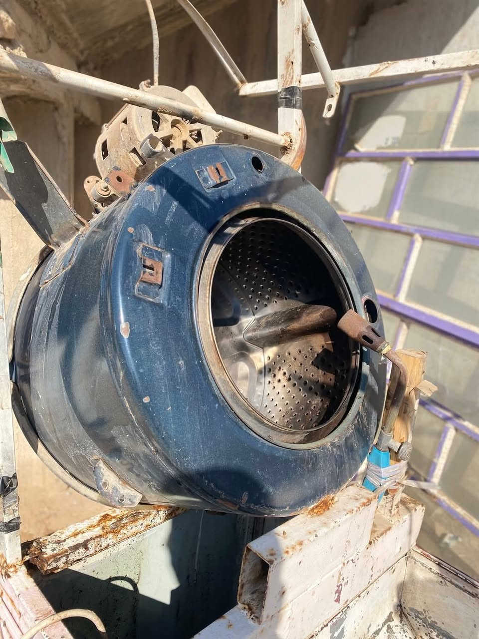 مكينة حب حمايه للبيع نضيفه وجاهزه للشغل 
سعرها 150 
***********
