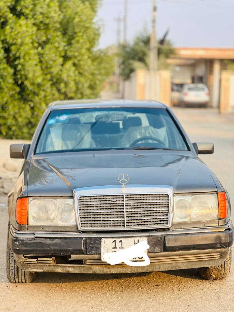 سلام عليكم اخوان عندي مارسدس  موديل 1988  رقم بغداد بسمي تحويل *********** 
مكان ناصرية
