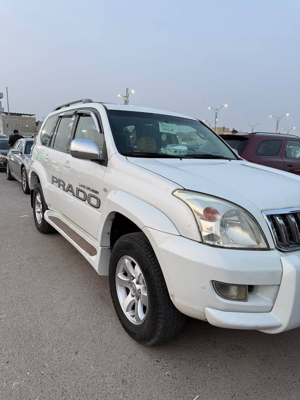 برادو /2008 وارد كويتي خليجي وكاله الساير
السياره بيهــآ فقط الجنطه ومبدله بقطعه اصليه لاصبغ ولامعجون

6 سلندر المرغوب
الفئة vx اعلى مواصفات اللمتد
كَير و محرك و دبل ابشرط واحد على واحد حساسات 360 درجة
فول رادار
4 جامات كهرباء ئوتماتيك
كامرة  خلفية
كشنات هيتر
كشنات كهرباء +جلد
7 راكب
تحكم استيرن
تبريد ثلج
تبريد مركزي 3 قطع
داخل فول فورميك صاج+اصفر المرغوب
شاشة ايباد
دبل اكسل
كَير اوتماتيك
سلايت فتحة
دبل تانكي 198 لتر
سبير تعليكً

ولاكلوب بالعينه مشتغل 
وماماشيه هــواي 170 km
حته كتلوكات الوكاله مالتها موجوده 
السياره جاهزه َ؏َ اخر طكة ماعايزه شــي 

سعرها ١٧٠ ورقة وبيها مجال قليل كلشش 
مكانها البصرة / القرنة 
*********** البصرة, العراق
