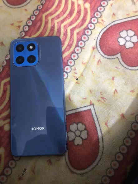 اسلام عليكم الجهاز ما بي  اي نقص البيع السعر ١٢٥مكاني حله ابو غراق ***********
