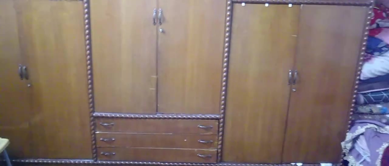 سلام عليكم عندي كنتور للبيع نضيف سعره ٢٠٠ الف أو بي مجال  متوفر خاص


**إذا كنت صاحب هذا الإعلان وتريد حذفه لأي سبب، رجاءا أرسل رسالة إلى الدعم الفني**
