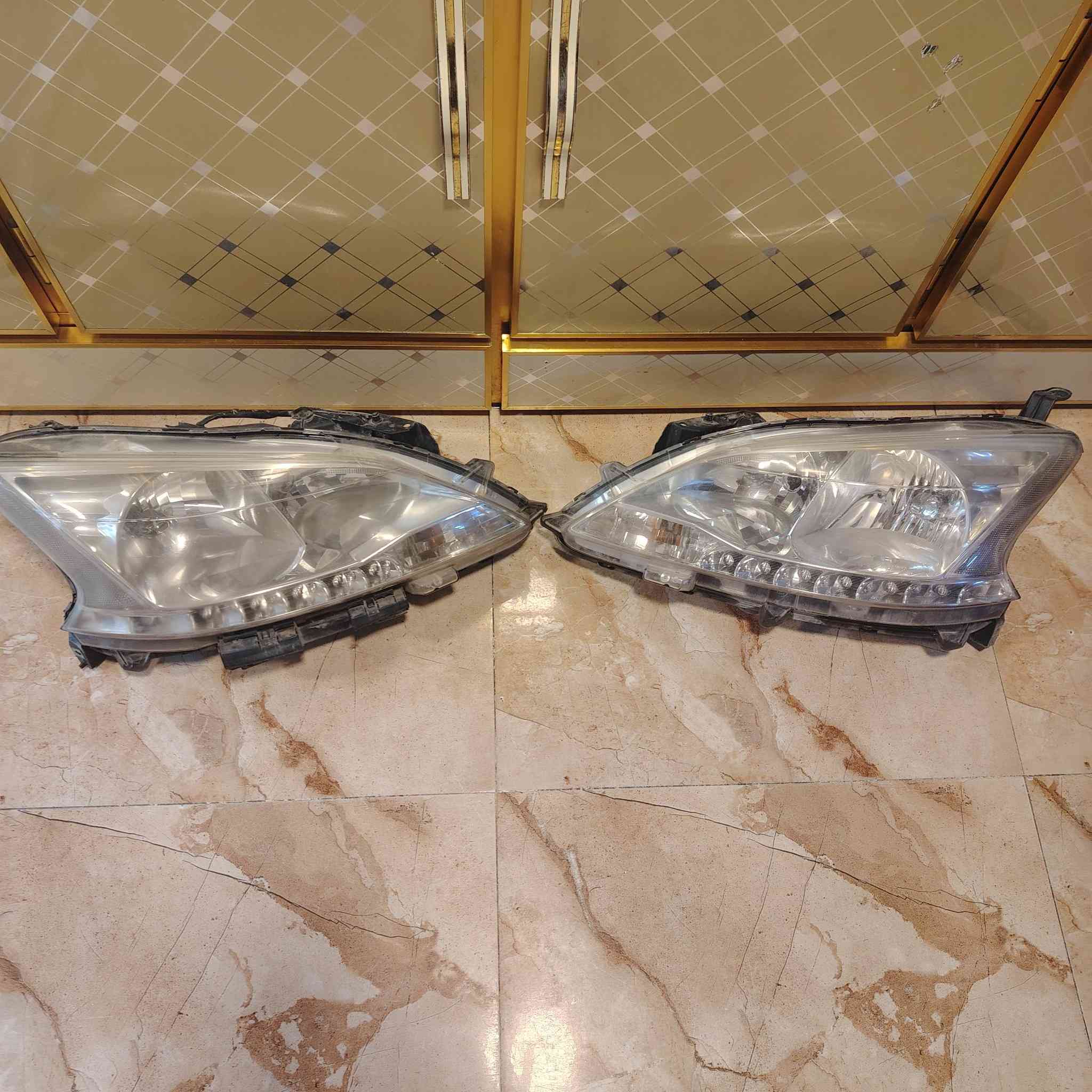 السلام عليكم ورحمة الله وبركاته
مازدات سياره سنترا خليجي
السعر الزوج (100)


**إذا كنت صاحب هذا الإعلان وتريد حذفه لأي سبب، رجاءا أرسل رسالة إلى الدعم الفني**