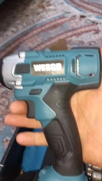 البيع جديد لوك بطارية وال شاحنه  سعره مع توصيل   90 الف رقمي بي واتساب...