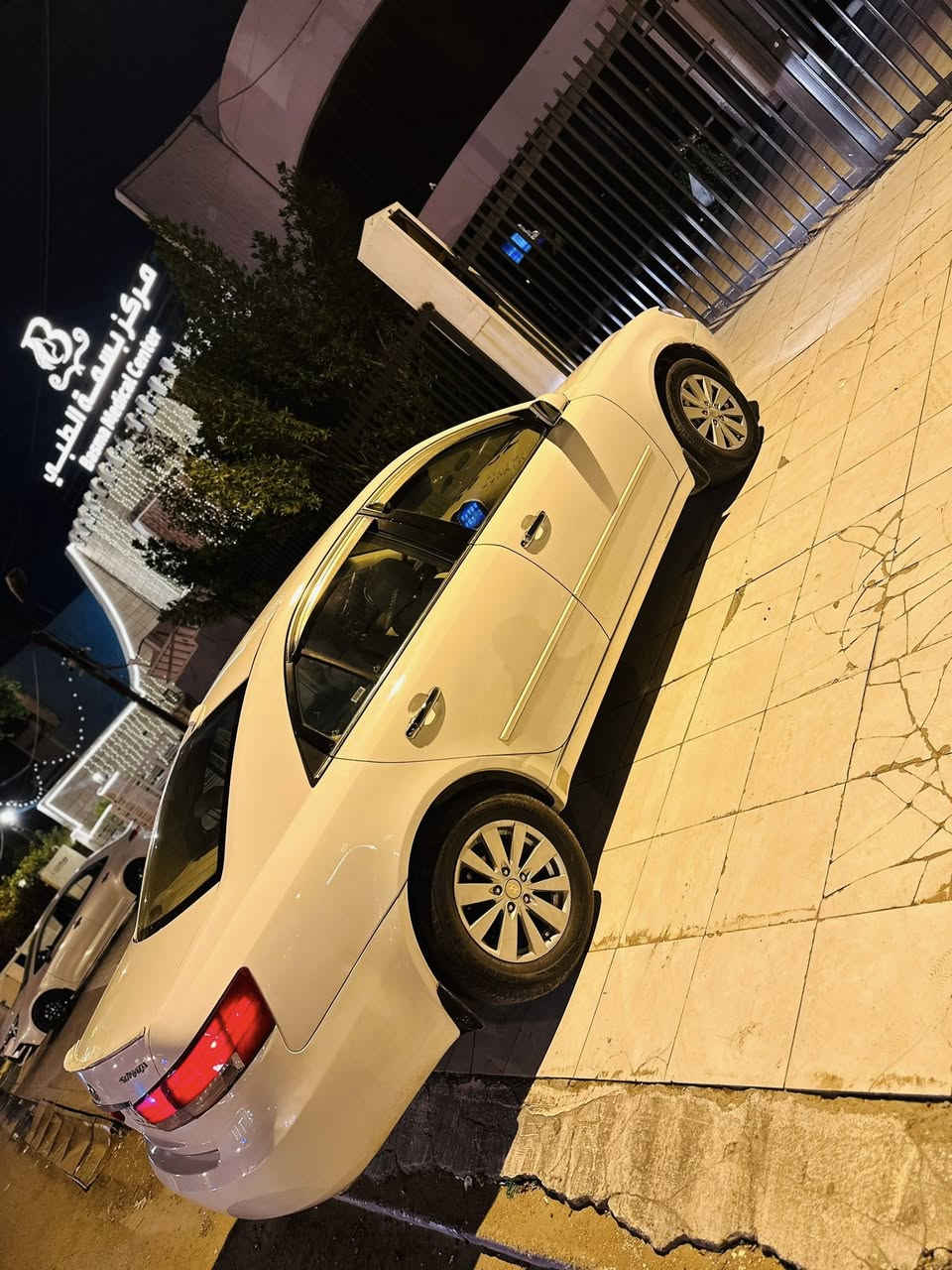 سلام عليكم للبيع سوناتا 2008سياره حلوه وجديده معنى الكلمه بيها صبغ باب وجاملغ وبنيد كلير فقط بدون ضرر
دواخل كله  جديد تخم  تاير ويل جديد حداديه خير من الله 
جاهزه من كل النواحي رقم بغداد بسمي #السعر120وبيهامجال
العنوان بغداد الكاضميه
 ***********☎️***********
