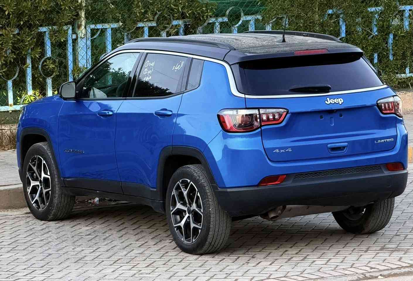 السلام عليكم
جيب كومباس 2025 فئة لمتد حادثهه مرفق مع الصور بدون ايرباك بدون رقم   
ماشية ٢٠ الف mi
المواصفات : جلد / TWO COLOR / بصمة / تشغيل عن بعد / رادار امامي / رادار جانبي / اطفاء ذاتي / حساسات / كرسي كهرباء / لايت زنون / بلوجكتر زنون / شاشة كبيرة / قطعتين تبريد / فور ويل / مود درايف / كامرة دوارة / هندبريك دكمة / مانع انزلاق / تحكم ستيرن / كروس سرعة
  
مكاني بغداد حي البنوك 

للتواصل والاستفسار : ***********
