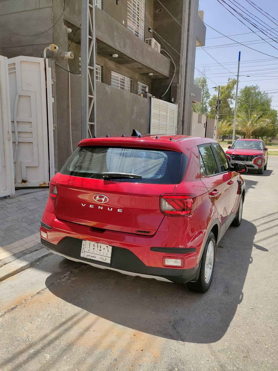 سلام عليكم ...
هونداي فينيو موديل 21 امريكي

مكفوله من الصبغ والبارد فقط دعاميه اماميه

مواصفات السياره معروفه

تثبيت مسار

رادار امامي

مكينه 1.6 دوش دبل نوزل

ويل حجم 15 طسه ناعمه

لايت زنون

مثبت سرعه

كير 8 نمر

السياره ماشيه 58 الف كيلو

***********

السعر 122 بيه مجال بسيط مكاني كربلاء
