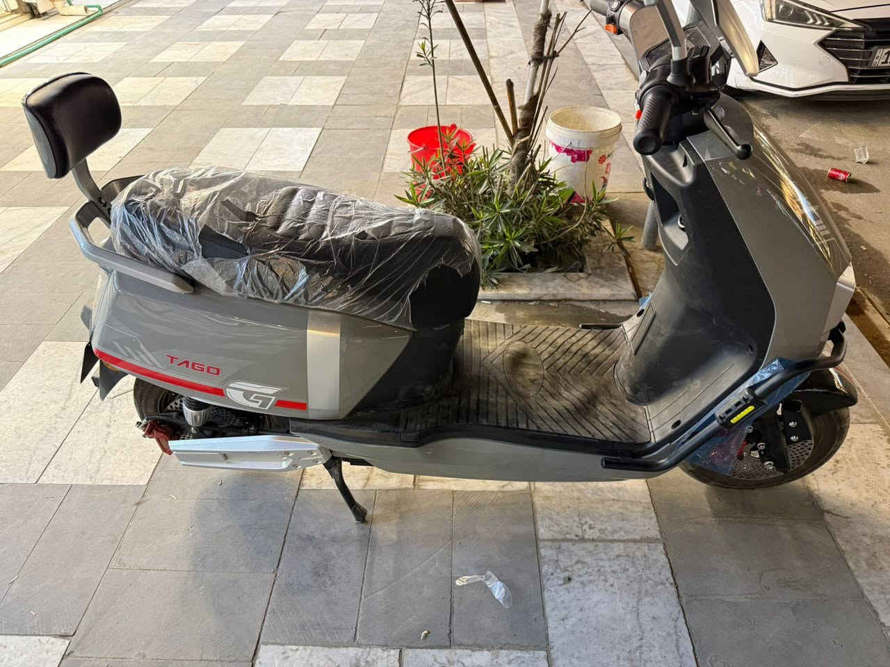 بصمه ودبل سويج ودبل كارت تشغيل
ملف 2000
امبير 32
تشغيل عن بعد 
دراجه جديده استعمال لمده سبوع 
كلشي مابيها أჂ̤ نقص مابيها كامله مكمله 
6بطاريات 
مري دبل 
للستفسار ***********  
دراجه اسمها تاكو  شركه ويلي  
السعر 800 سعر نهائي 
العنوان كراده متوفر من 12ضهراً لل 10 ليلاً
