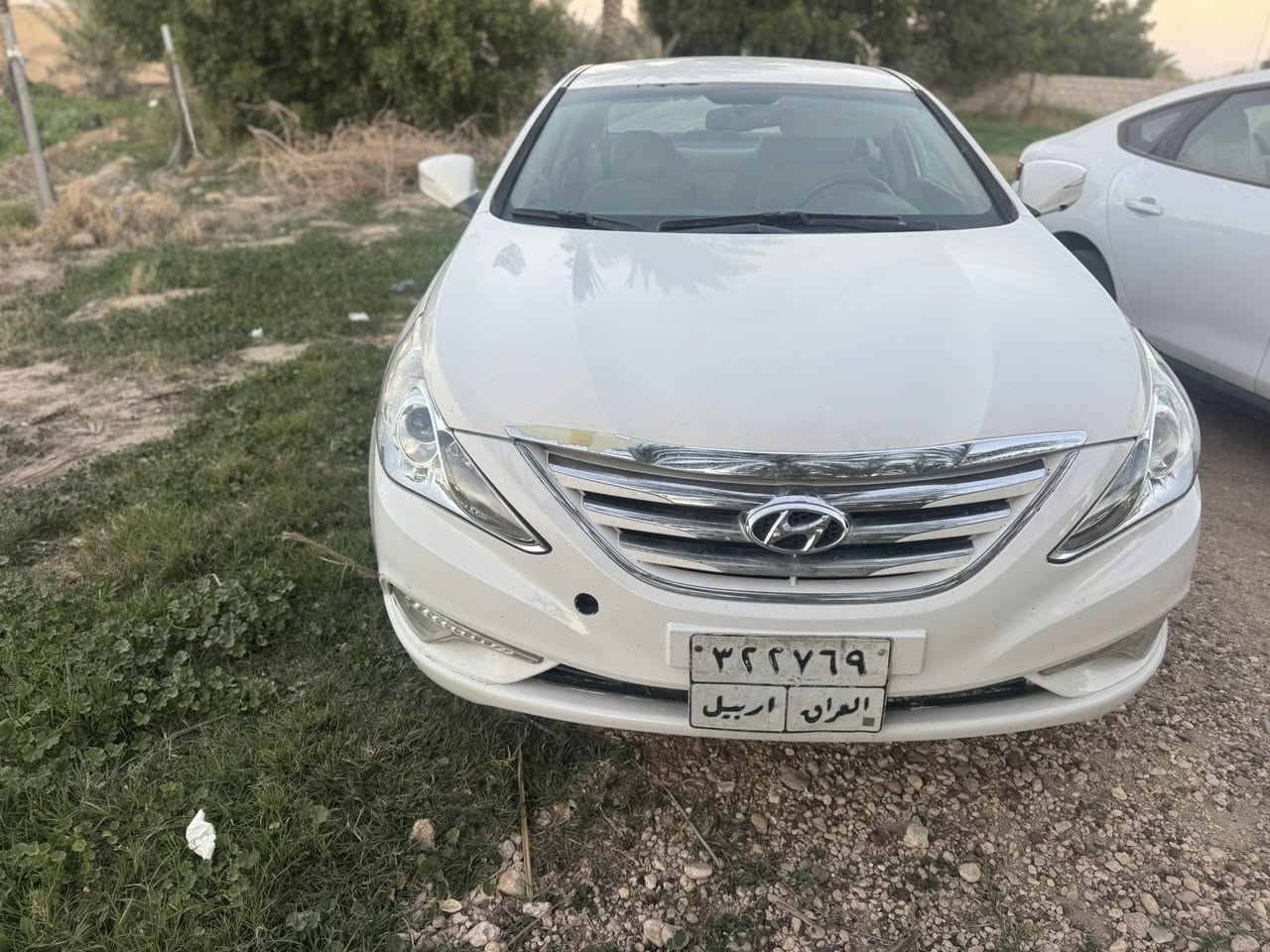 سوناتا خليجي ٢٠١٤ 
قطعتين صبغ بيه وبارد في جاملغ الخلفي 
رقم اربيل نافذ 
تحويل 
مكان السياره بابل كير ومحرك بحاله جيده 
وتبريد كلشي جاهز 
١١٠ بيه مجال 
***********
