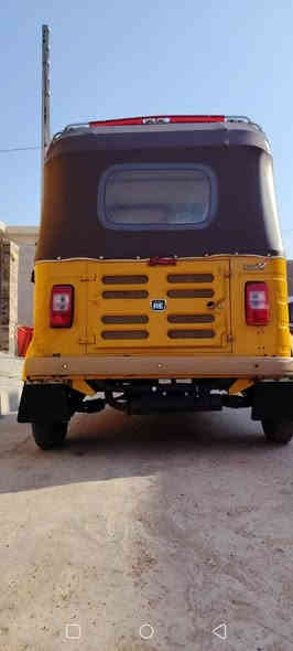 السلام عليكم تكتيك للبيع موديل 18 شهر 11 ارقام سنويه باسمي لا ضربه ولا صبغ مكان جسر ديالى القديم فلكه المدائن السعر 5500 بيها مجال الشراي ***********
