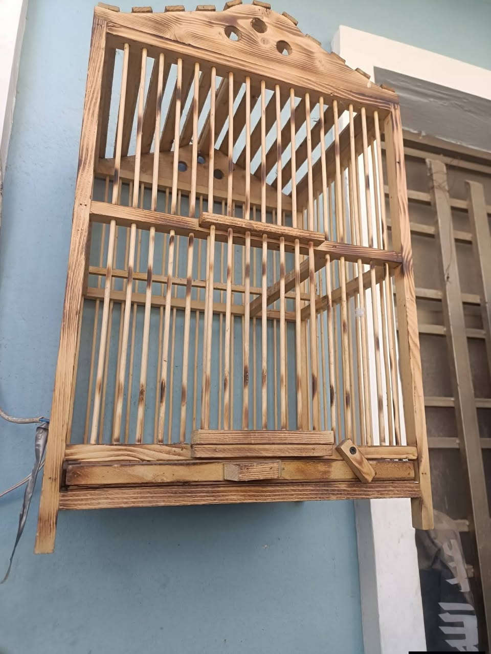 قفصين ب15الف مكاني أبو دشير شارع الزيتون هذه رقمي ***********
