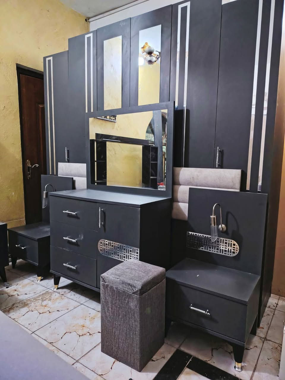 غرفه نوم 6 قطع اخت الجديده  نضافه 90% كل هذا بـ 500 شد ونقل داخل بغداد مجاني


**إذا كنت صاحب هذا الإعلان وتريد حذفه لأي سبب، رجاءا أرسل رسالة إلى الدعم الفني**