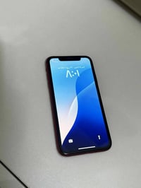 آيفون 11 • ١٢٨ • بطارية ٨٤