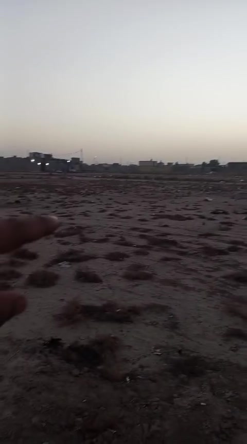 بيت زراعي بالاسكان الصناعي مساحه 100متربيه وصل تطويب وياه قطعه زراعي بالسبل بالنزله الثانيه مساحه 200متر ثنينهن مراوس بيت نضيف ***********
