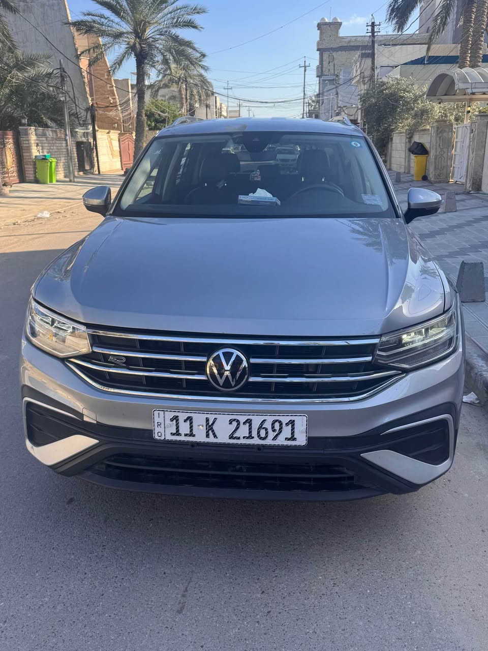 فولكس واكن تيكوان 2023 مرقم بغداد للبيع ضرر شويه بالبنيد والجاملغ ومصلح نفسه مكاني بغداد الوزيريه السعر 195 ورقه وبيها مجال للشراي 
للتواصل 
*********** بغداد, العراق
