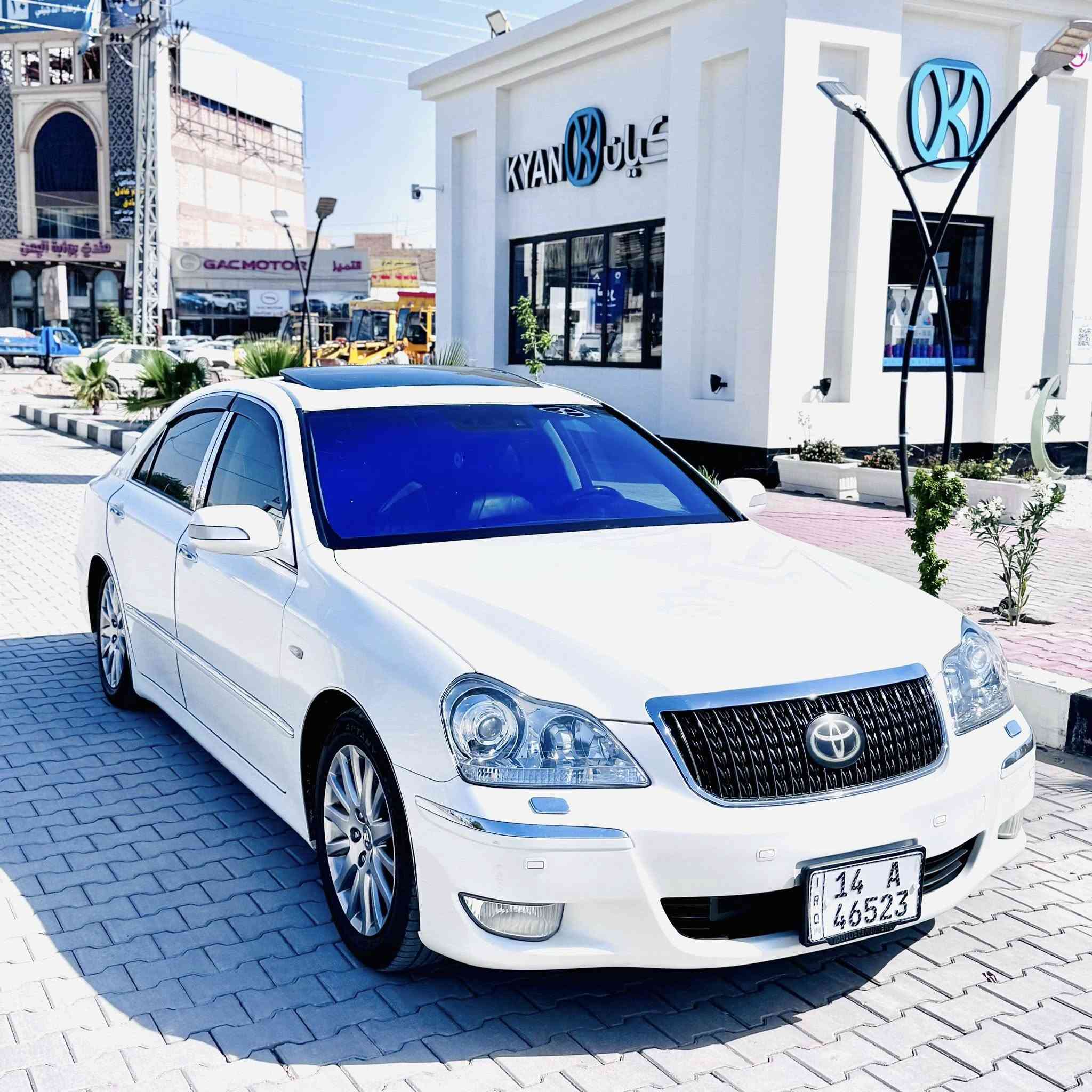 TOYOTA CROWN MAJESTA👑
للبيع تيوتا ماجستا. 2007 
اصولي اصوولي💥 شرط المداور قرار 48
الون                 ابيظ
رقم بصره شرط المداور ثاني يوم بأسمي السياره
مكفوله كفاله عامه من ضربه ونقل جثه ورسميات
المواصفات👇 
5دكم 
تحويرة نجف فوك و جوة ودشبول نجف  شرط ترايك 180وتهد ستيرن.
✅ محركها V8 الحجم 4300.
✅ كشنات  اسود ملكي المرغوب  اصل.
✅ تبريد امامي خلفي3قطع.
✅ 3قطع بردات خلفيه.
✅ اربع كشنات كهرباء.
✅ 3برده خلفيه وجانبيه كهرباء اصليه.
✅ 5بصمات ابواب+بصمة تشغيل+ صندوك شفط 
✅ كشنات خزن ميموري.
✅ حساسات  امامي وخلفيه
✅ كامره خلفيه 
✅ بگ لايتات لد اصل.
✅ ثلاجة
✅ مري ترحيب عند الاقتراب+اشاير بالمري والجملغات.
✅ ستيرن كهربائي
✅ اوكس. اصل.  + بلاتوث 
✅ مري كهرباء+هيتر♨️.
✅ تحكم ستيرن+كروز تثبيت سرعه.
✅ جنطه جكات كهرباء شفط.
✅ السياره بيه 3 رادار اصل
✅ سياره ماشيه بل ستينيات 
✅السنويه لل 27
✅سيار بيه ضبابي اصل 
وباقي المواصفات المعروفه لل5دكم.
والسياره جاهزه على اخر حبايه.
والسياره بالواقع اجمل من الصوره📷.
العنوان النجف الأشرف 
للاستفسار📞0784451142
السعر 215 وبيه مجال قليل 💵


**إذا كنت صاحب هذا الإعلان وتريد حذفه لأي سبب، رجاءا أرسل رسالة إلى الدعم الفني**