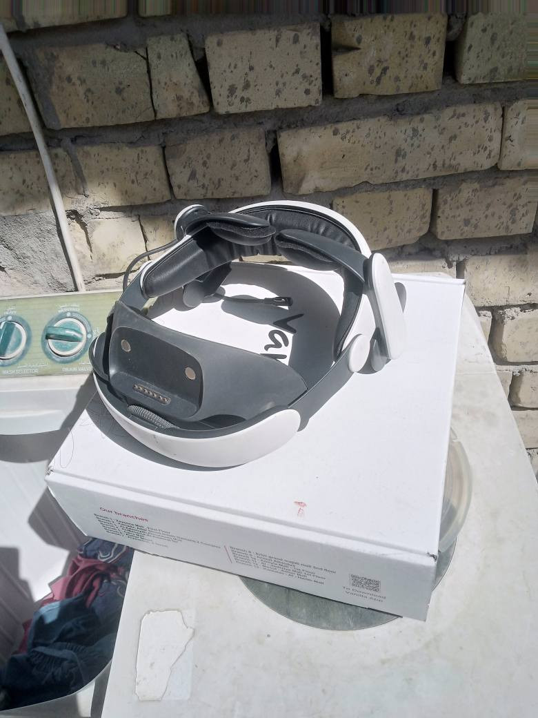 السلام عليكم 
طلعت هاي القطعه ما اعرف كامله بيهه نقص ابيعهه على وضعهه شرط الشغل اكيد التفيده يكتبلي سعره وبالخير عليه  مكاني العامريه للاستفسار مراسله ماسنجر او واتساب على الرقم 
*********** بغداد, العراق
