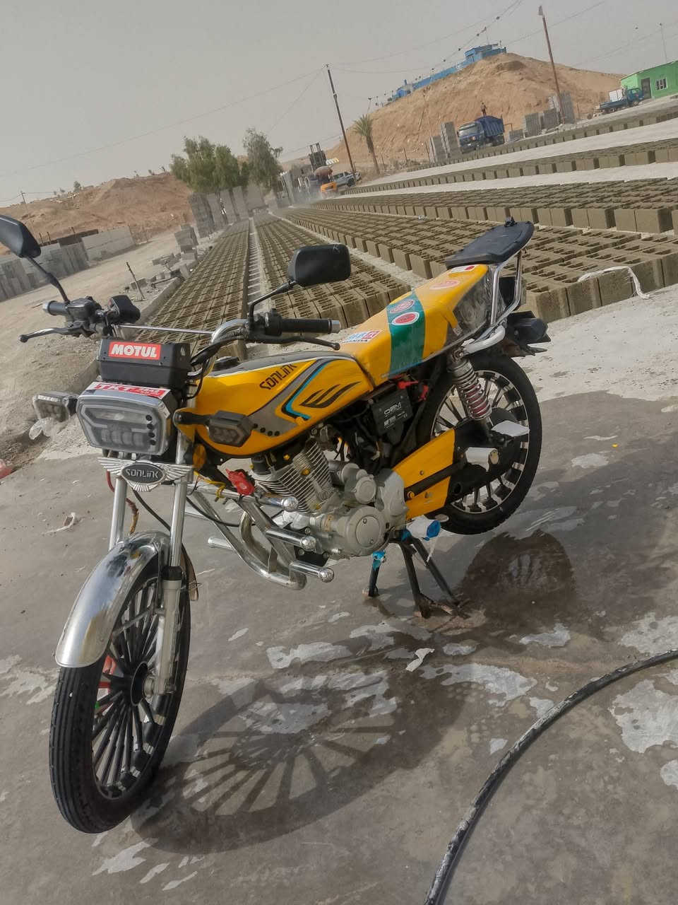 السلام عليكم دراجه للبيع سونك موديل 2024محرك 200
العنوان رمادي 
الاستفسار :***********
