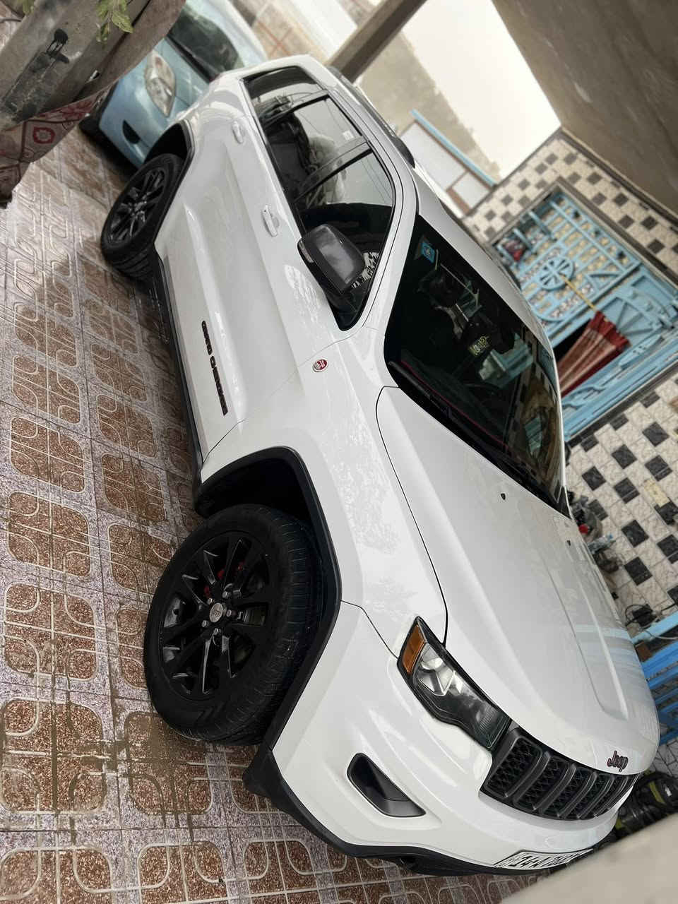 جيب موديل ٢٠١٧ امريكي حادث خفيف
فول موصفات تراك هوك اعلى فئه جوبلاسات
جاهزه منً كلشي لبيع او مراوس
***********
