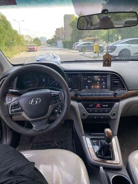 السلام عليكم 👋
النترا موديل 2018🏎️
حادثها خلفي صندوك وجاملغ بارد  موضح بل صور 
بجم كبس 
ارباكات سليمه كل موضح بل سونر 
موصفات نص 
السياره ماشية 66im
كير مكينه كفاله 
صدرها جديد 
ادامه كامله سياره متصرف عليها 
السعر 118 وبي مجال قليل 
المكان _بغداد _حي العدل 

***********
