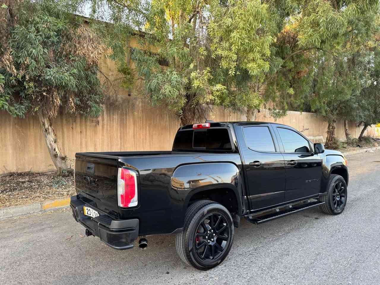 GMC CANYION 2021 🇱🇷🇱🇷🇱🇷🇱🇷
DENALI
مواصفات دينالى
قةپات قةپات مواصفات

6 سلندر 3.6 L
4*4 فور ويل

كوشنات جلد كارةباى
حار+بارد

شاشة كبير كاميرا حاسة
رادار لايتات زينون

ويل كبير 20
سماعات BOSE 
شةغال

ماشى 79000 KM
سيارة جاهز مابى نقص
حادس جاملغ + بونيت سبغ ارباك بس تكمة سيستم
باقى كل شرط 
سنوية جديد
سعر 179 مجال بصيط
عنوان اربيل 
***********
*********** أربيل, العراق
