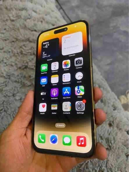 ١٤ پروماكس 
٢٥٦ گيگا و پاتري٨٣ بيلادي بي دةستكاري
زور خاوينة شوختي نية 
تةنها شاشةي گوراية بةزةمان شاشةي زور جوانة شةكل و شتي نية 
سعري ١٣ يةكة ٤٦٠ دولار 
رقم*********** أربيل
