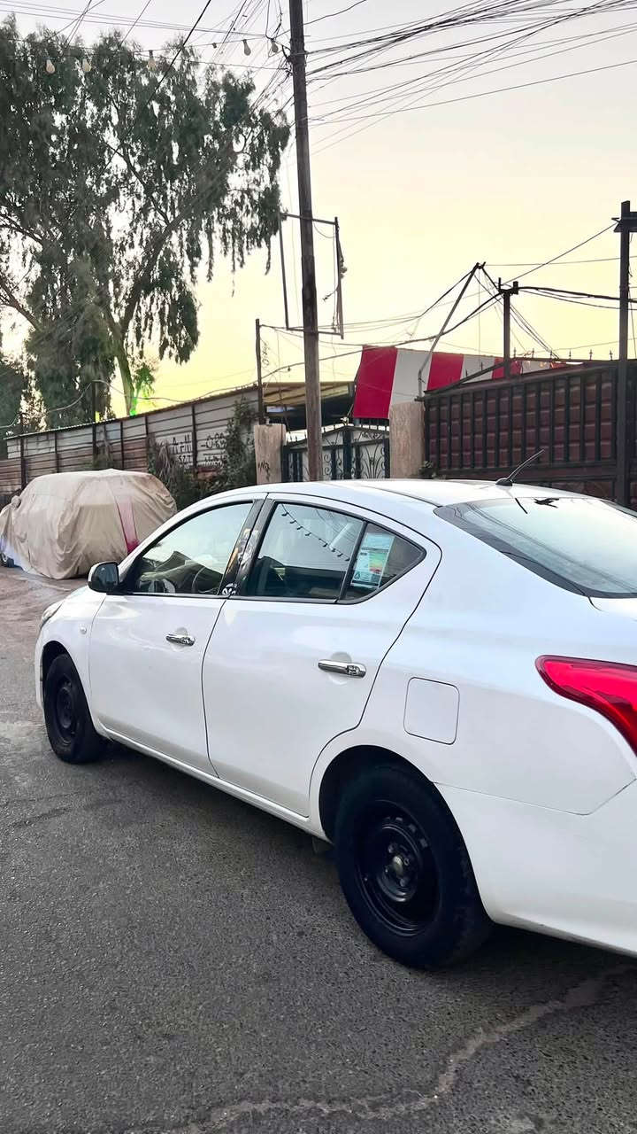 السلام عليكم نيسان سني موديل ٢٠٢٠  بسمي سيارة بيها مكانات صبغ موضح ب فديو ومبدل قبق جنطه كير محرك كفالة ما بيها اي نقص  مسوي الها ادامة كاملة اي نقص ما بيها مكان سيارة بغداد صليخ 
السعر ٩٠ بيها مجال 
للاتصال ***********
