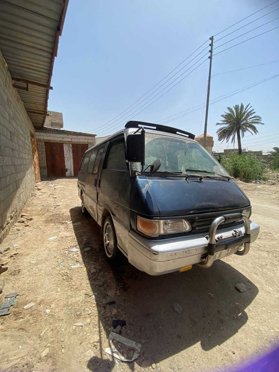 السلام عليكم كيا م 95 سنويه ل 30
تريد تحويل تريد وكاله
سياره بلاديه بس حجل معمر
كير مكينه اكسل مكفولات 
دواخل جدد توها مدوشمه 
رقم مميز 130 نكليزي ب 55 وبيها مجال
مكاني حله ***********
