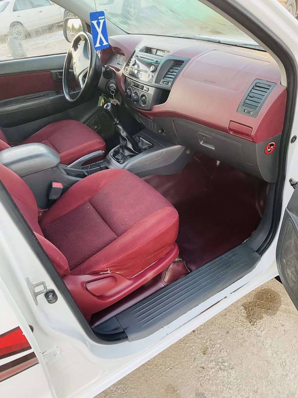 السلام عليكم لبيع فلاونزه موديل 2014كير عادي رقم سليمانيه كير مكينه شاصي مكفولات كفاله عامه سياره كفاله عامه مكان سياره بصره زبير سعر 170وبيه مجال رقم الهاتف ***********
