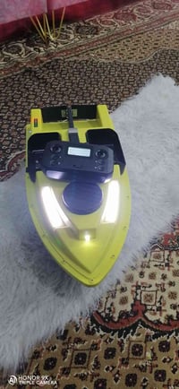 قارب • تعليف GPS