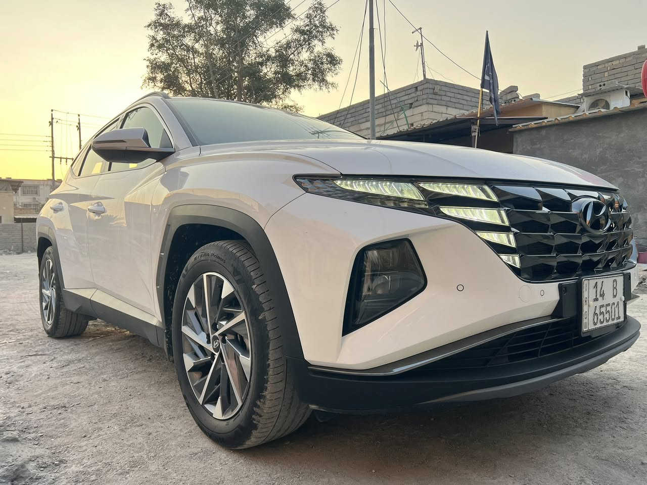 سلام عليكم توسان خليجي2024
رقم بصرة باسمي تحويل ثاني يوم

مكفوله كفاله عامه   

ماشيه 38 حقيقي شرط الفحص 

جديده بمعنى الكلمه

موصفات:  بصمه تشغيل 

بصمه ابواب 

اشاير بلمري

تبريد قطعتين 

اوتو هولد

سايد بريك بصمه 

وباقي الموصفات كدامك 

مكينه 2000

السعر 220 ورقه

مكان السيارة قضاء المدينه
***********
