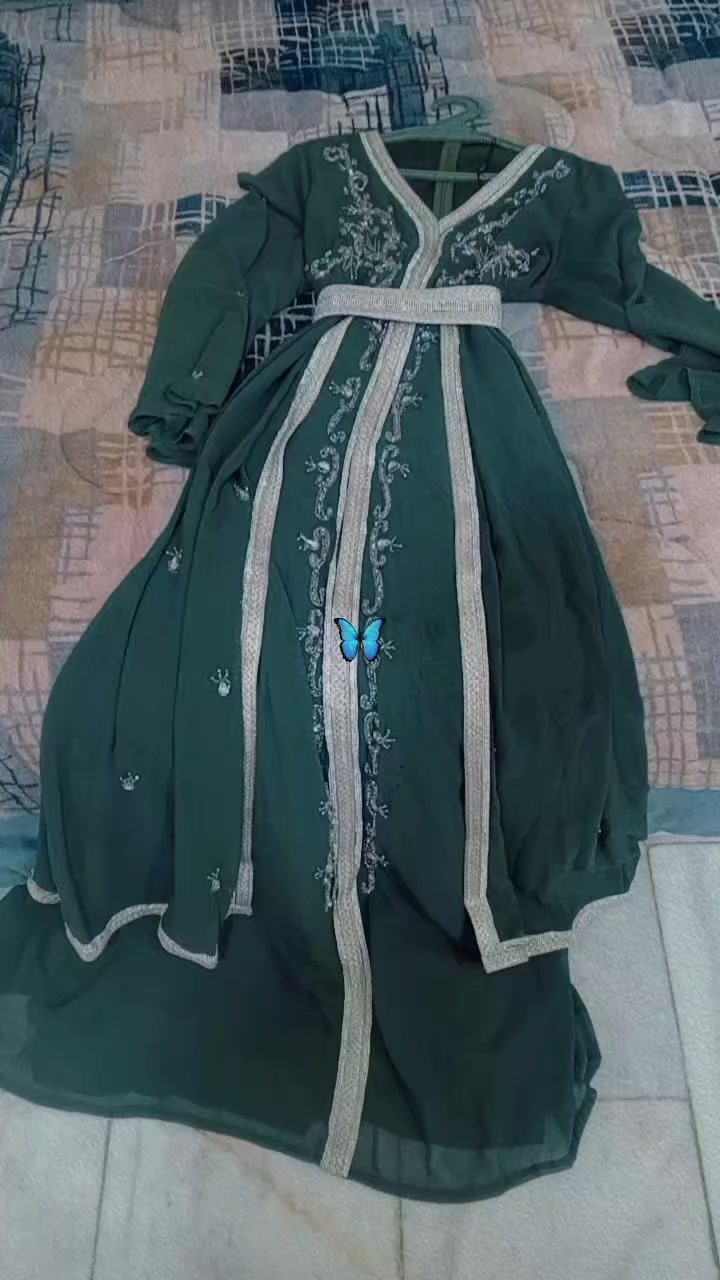 لبيع لبسه وحده ملبوسات
***********
