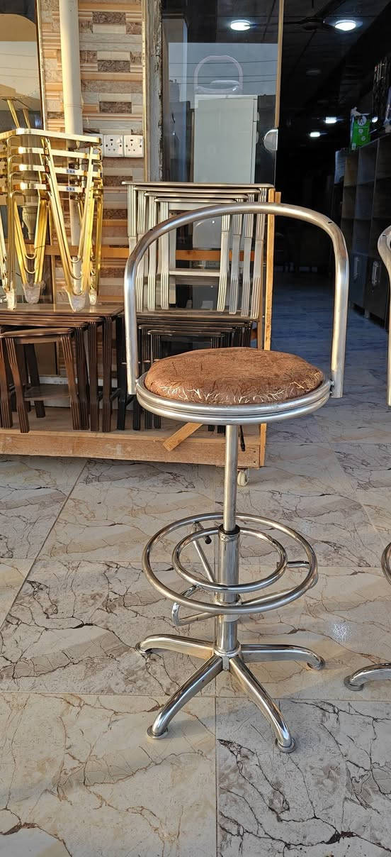 معرض ومعمل سند للبيع وشراء الاثاث المنزلي جديد ومستعمل داقوق سايدين العشاير قرب صيدليه النعيم دكتور خليل يوجد لدنيا تفصال قنفات وديوان حسب الطلب وباحدث الموديلات الاستفسار ***********@***********
