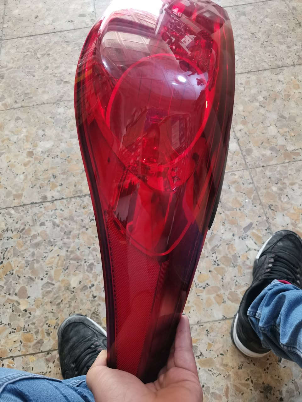 السلام عليكم بكلايت النترا 12 جهه اليمين السعر 40 مكاني بغداد الشعب لايوجد توصيل للاستفسار ***********
