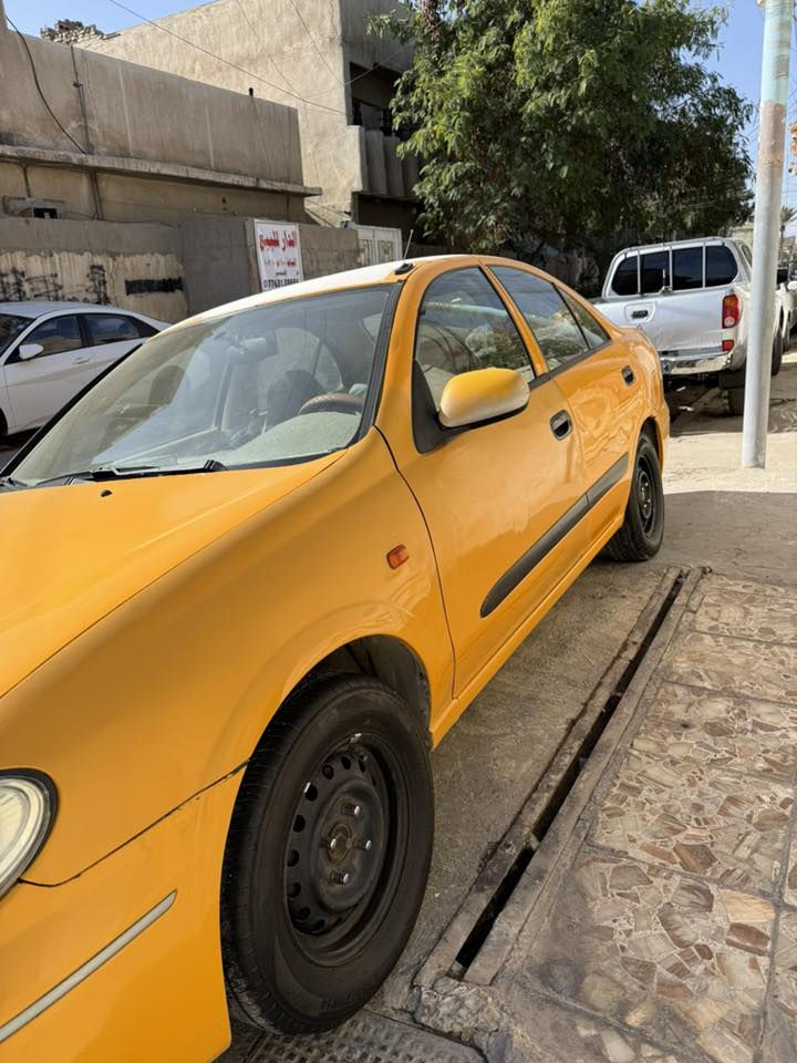 السلام عليكم للبيع نيسان سني 2009 مكينه 1600 كير اوتماتيك السياره بيها نقوصات وملاحضات 
سعر 75 وبيها مجال 
مكان السياره بغداد 
للاستفسار ***********
