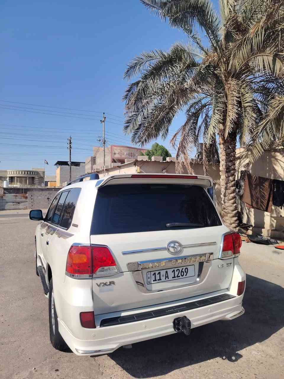 السلام عليكم
لاندكروز 2012 اصل
خليجي 8V
كفاله ما عده بارد قليل جاملغ امامي
موصفات فول
السعر 3 شدات وربع وبيه مجال قليل
 اخوان مكلف بنشر رجاءا  اتصل ع رقم 
***********
