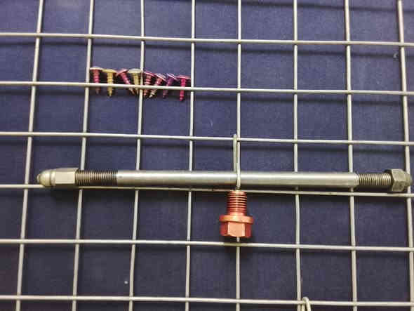 نواعم للبيع اصليات صدورة ارجي اس بنفسجي بلوكة وكو بعد ملاقط كلبجة مكاني شعلة ***********
