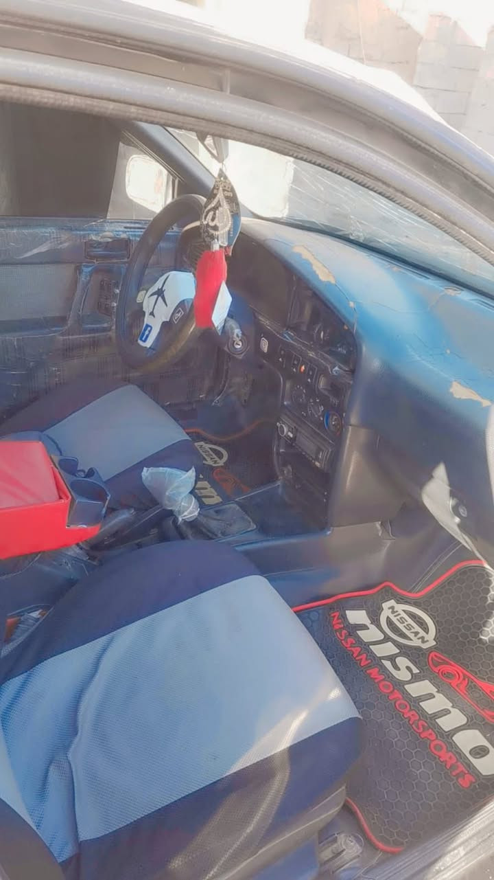 النترا 1992 
رقم نينوى 
كير محرك شرط 
صدر امامي خلفي جديد
تايرات جدد 
السعر 14 وببها مجال قليل 
 مكانها تكريت
رقم الهاتف ***********
