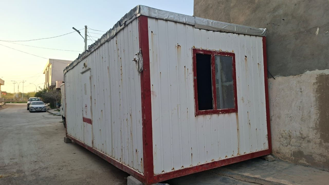 كرفان   امريكي نظيف قياس ٣*٧  بشرط للبيع بخانقين 
***********
