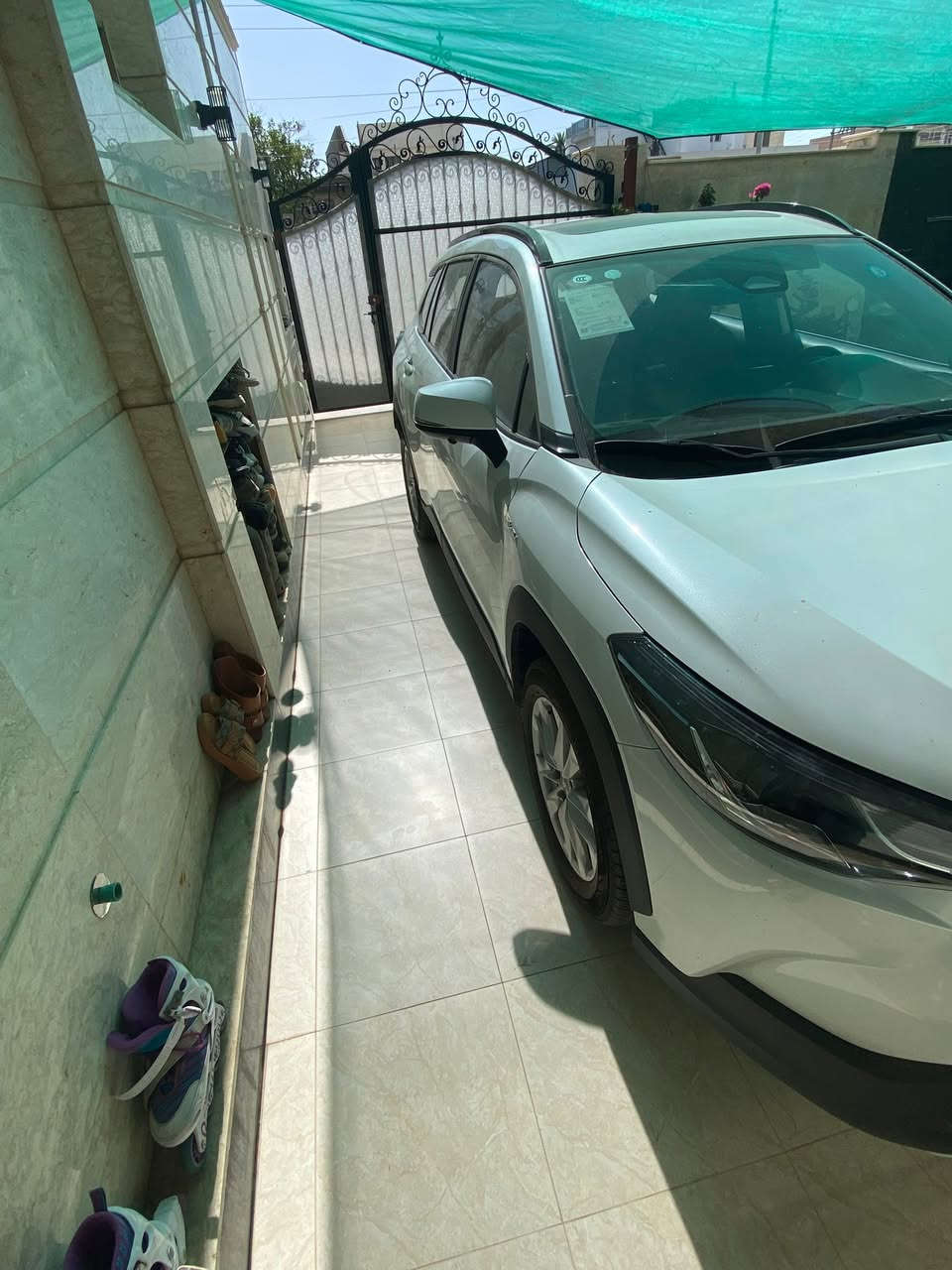 السلام عليكم
كورلا كروز ماشية 2000 ونص زيرو فول مواصفات كشنات كهرباء داخل جلد قرميدي خمس كامرات رادار امامي فتحة سقف تحديد مسار تحديد سرعة مكفوله كفالة عامة
***********
